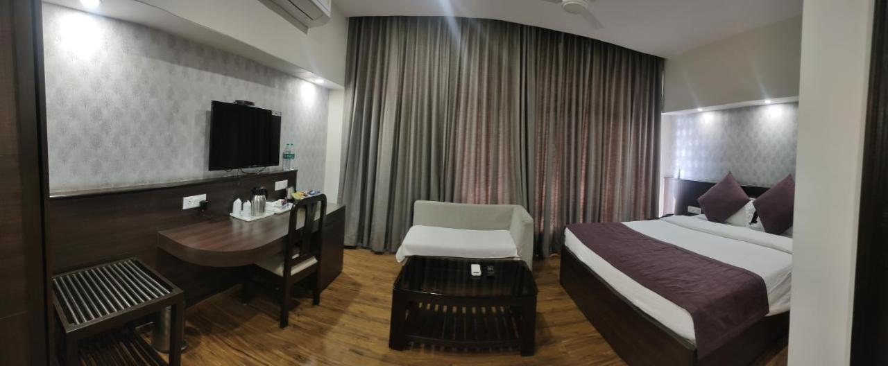 Hotel The Great Ganga Rishīkesh Exterior foto